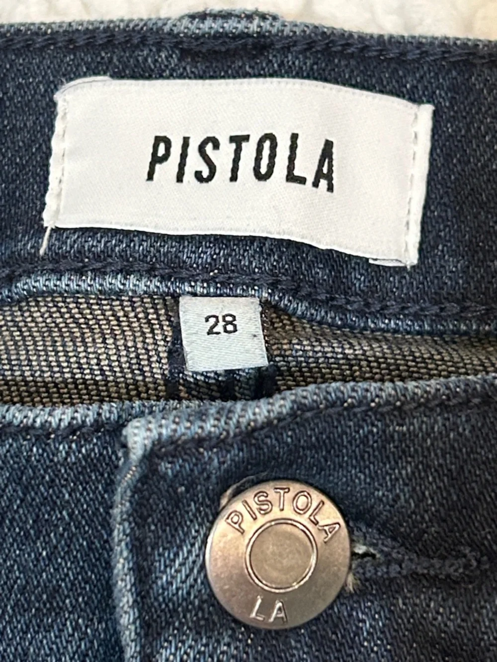 Pistola Madi High Rise Modern Slim Jean size 28 Iconic